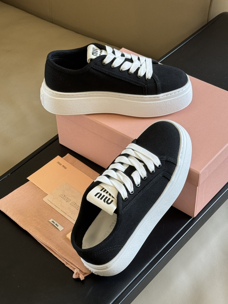 Miu Miu Casual Shoes